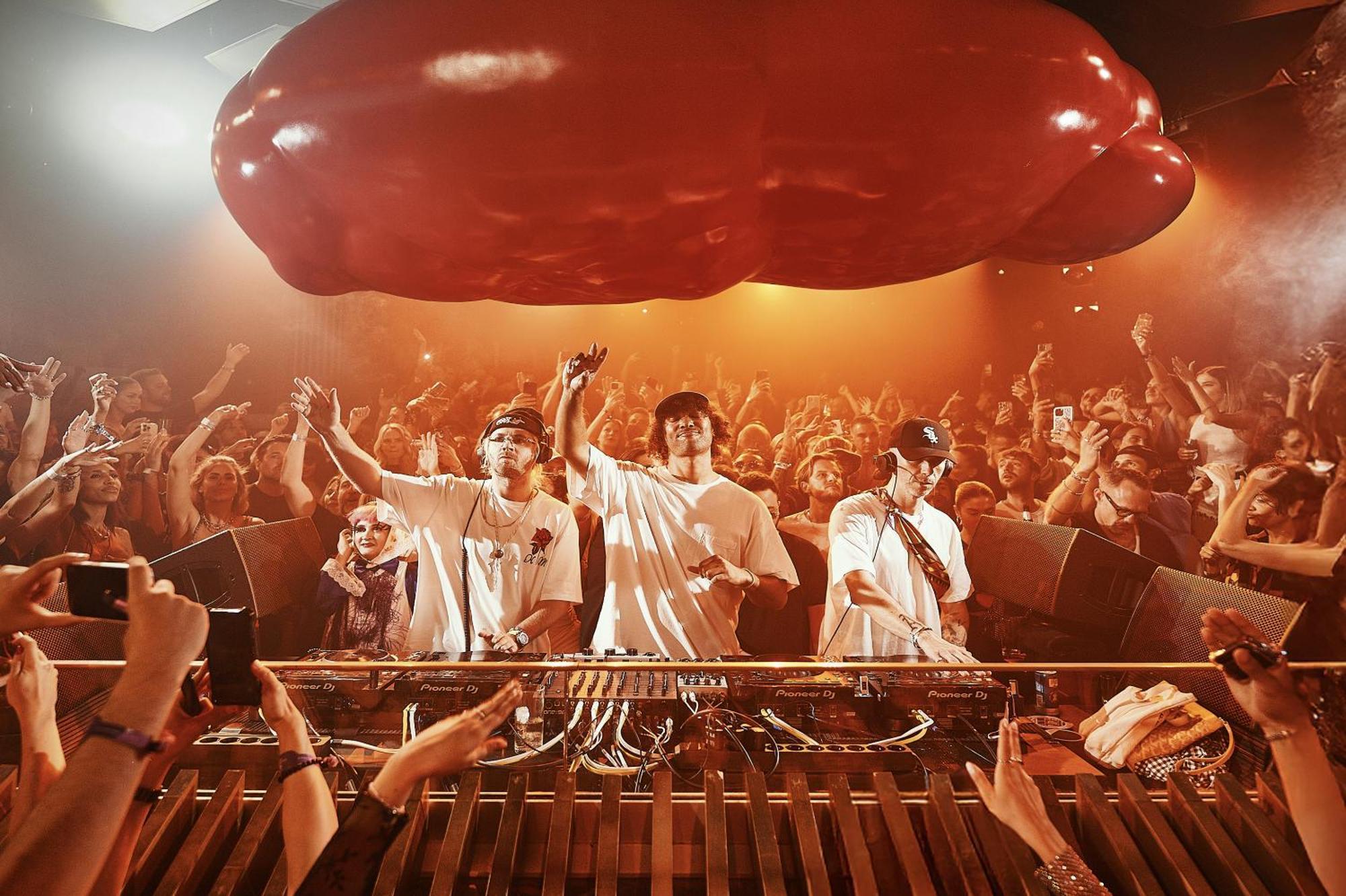 Pacha 4*
